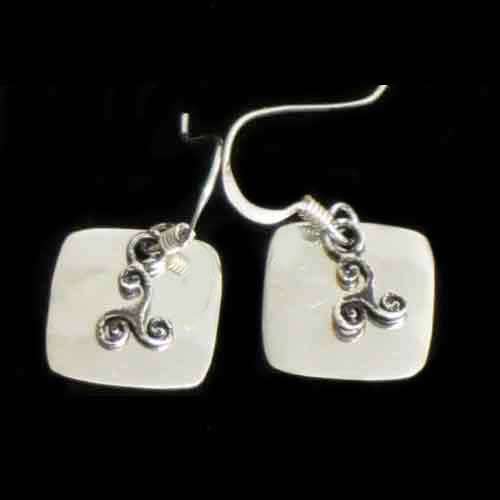 Pendientes plata trisquel colgar